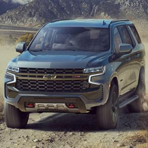 Chevrolet Tahoe 2021- solární systém na kapotu  85W