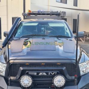 Dodge Ram 1500 2009-2018 solární systém na kapotu 125W 