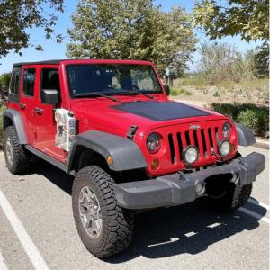 Jeep Wrangler JK  solární panel na kapotu 105W
